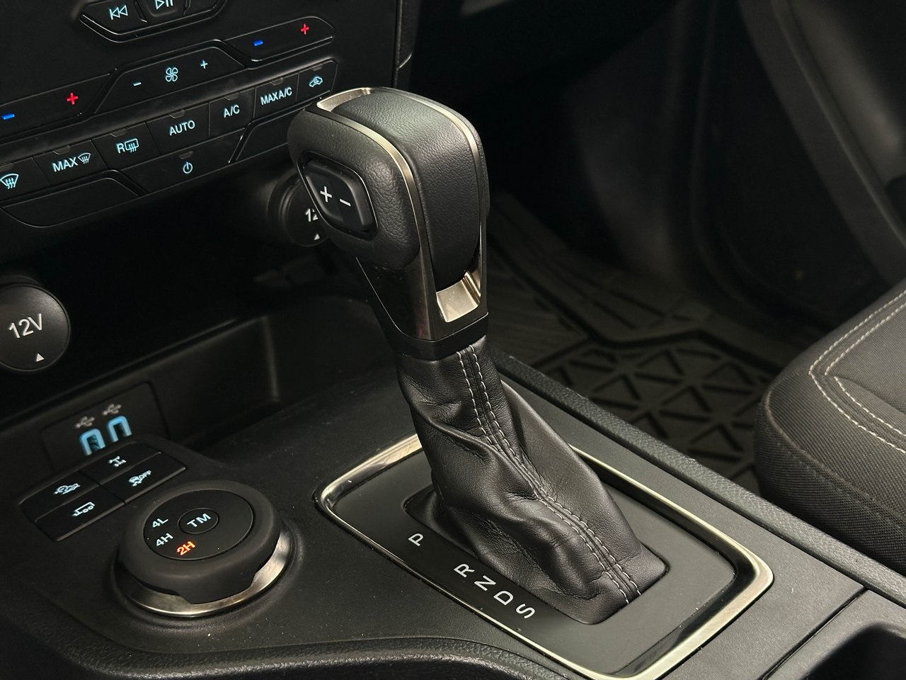 2023 Ford Ranger XLT photo 25