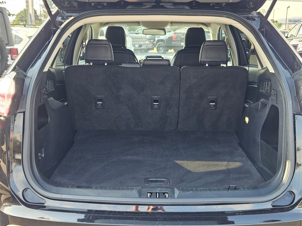 2024 Ford Edge SEL photo 27