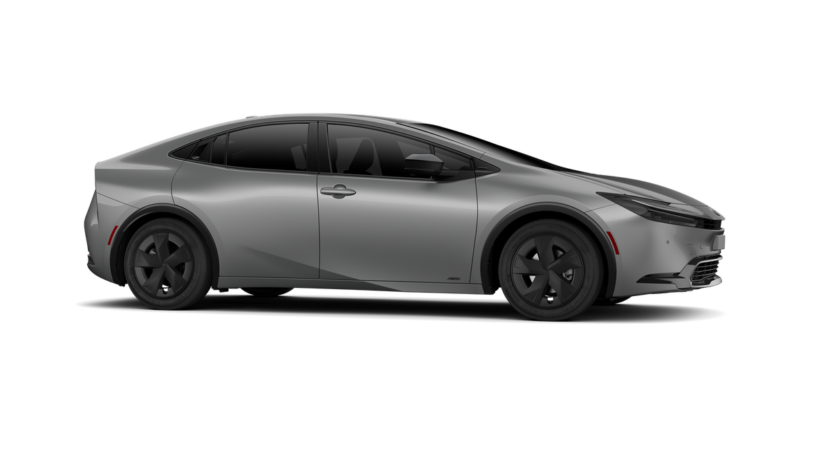 2025 Toyota Prius LE photo 13