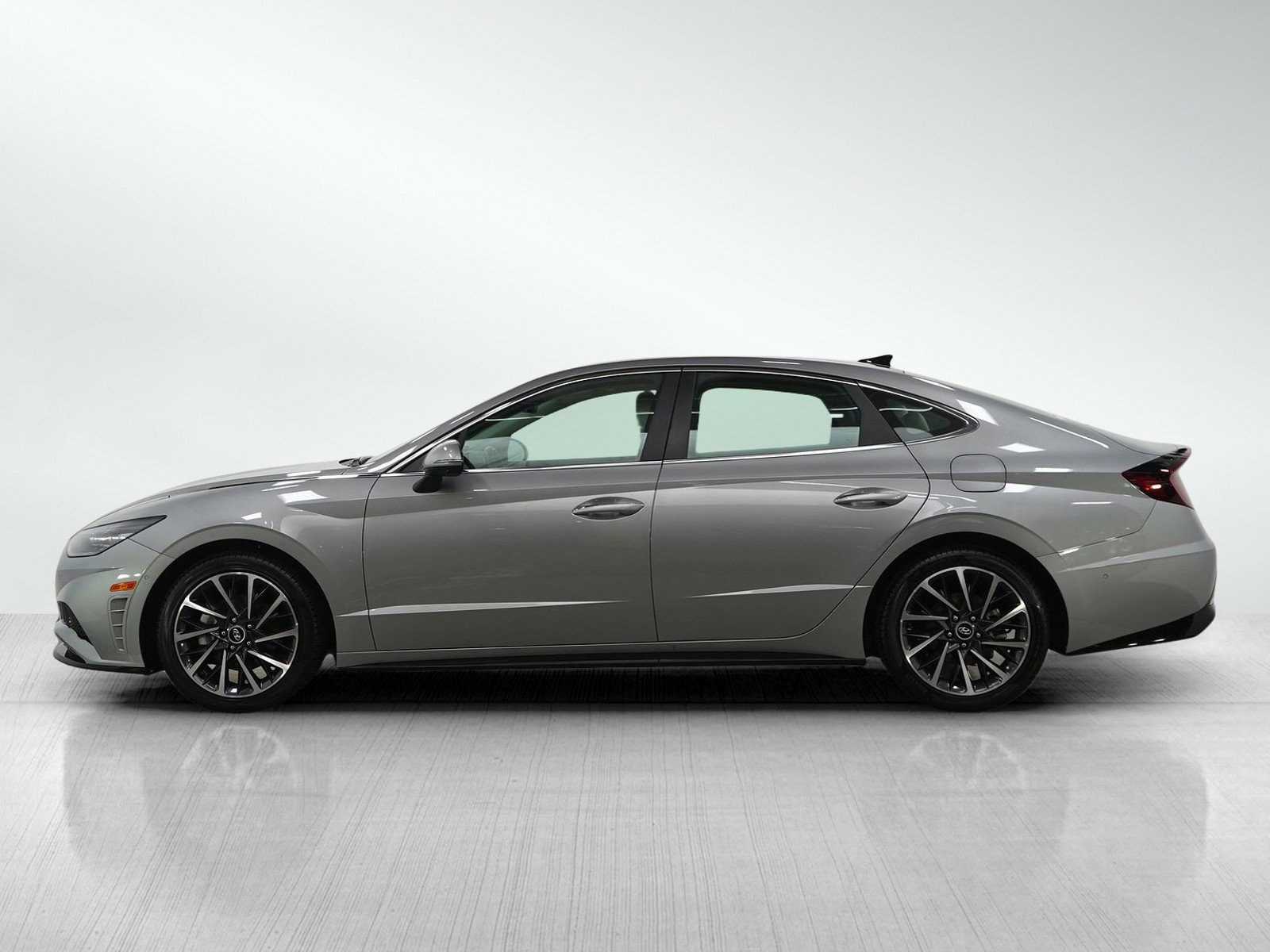 Used 2023 Hyundai Sonata Limited with VIN KMHL34J28PA262666 for sale in Minneapolis, Minnesota