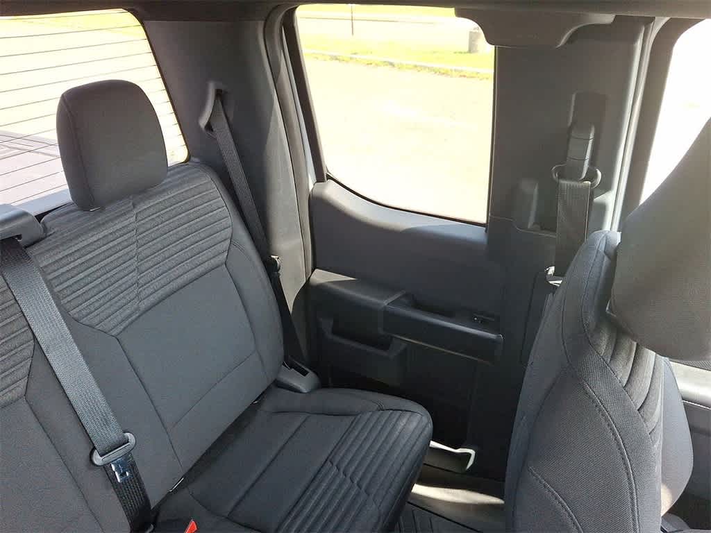 2022 Ford F-150 XL photo 13