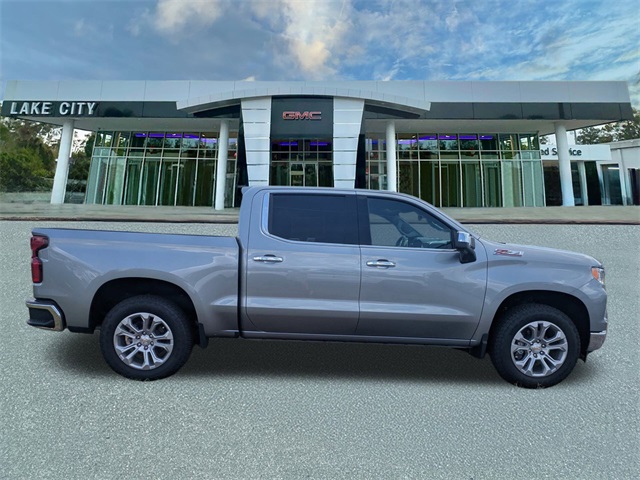 2025 Chevrolet Silverado 1500 LTZ photo 2