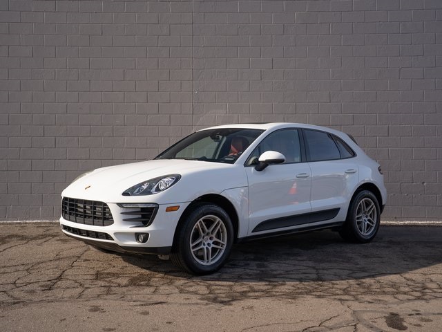 2018 Porsche Macan Base's photo