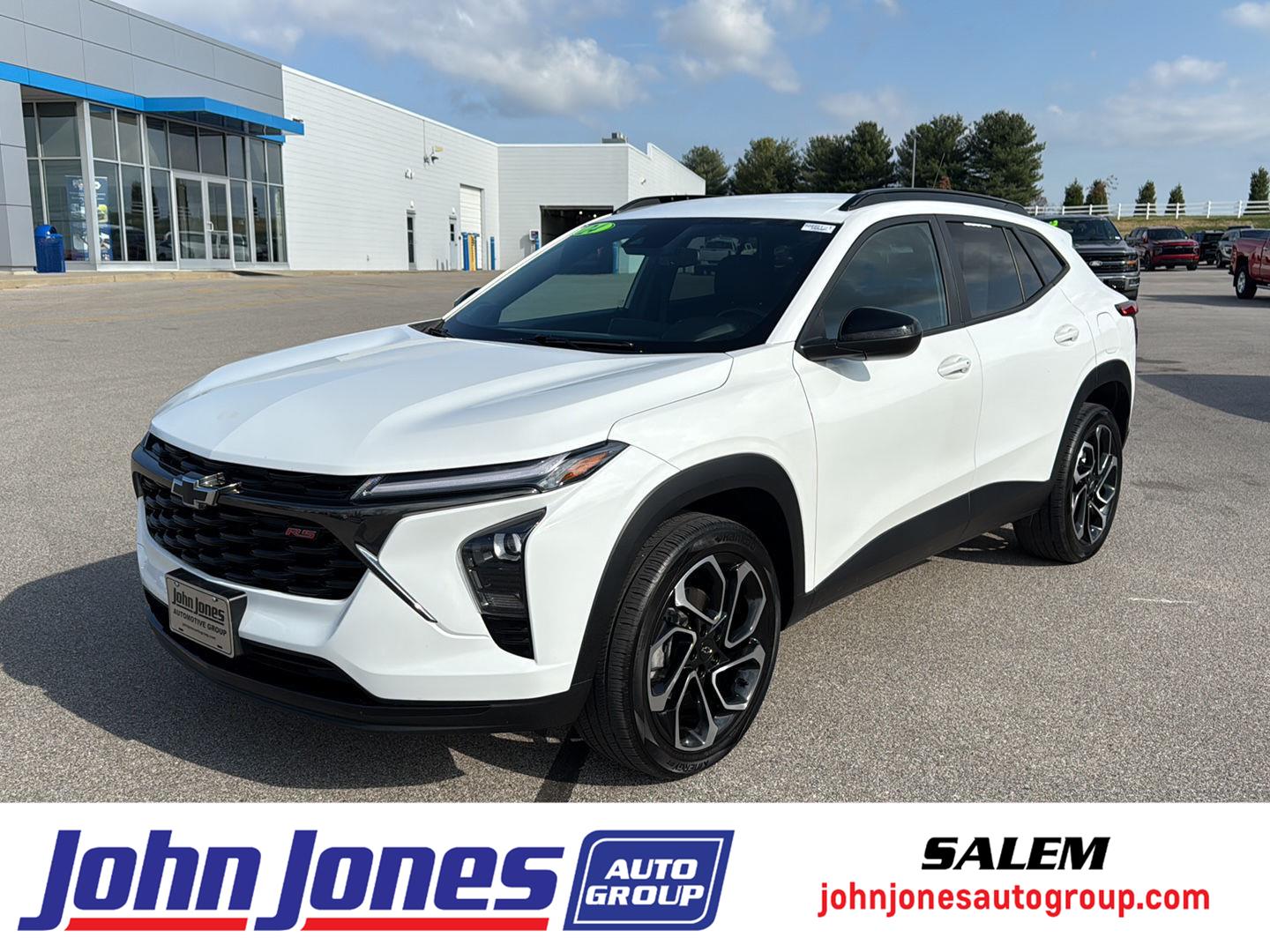 2024 Chevrolet Trax RS's photo