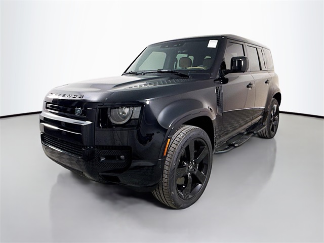 2025 Land Rover Defender V8's photo