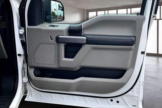 2020 Ford F-150 XLT photo 21