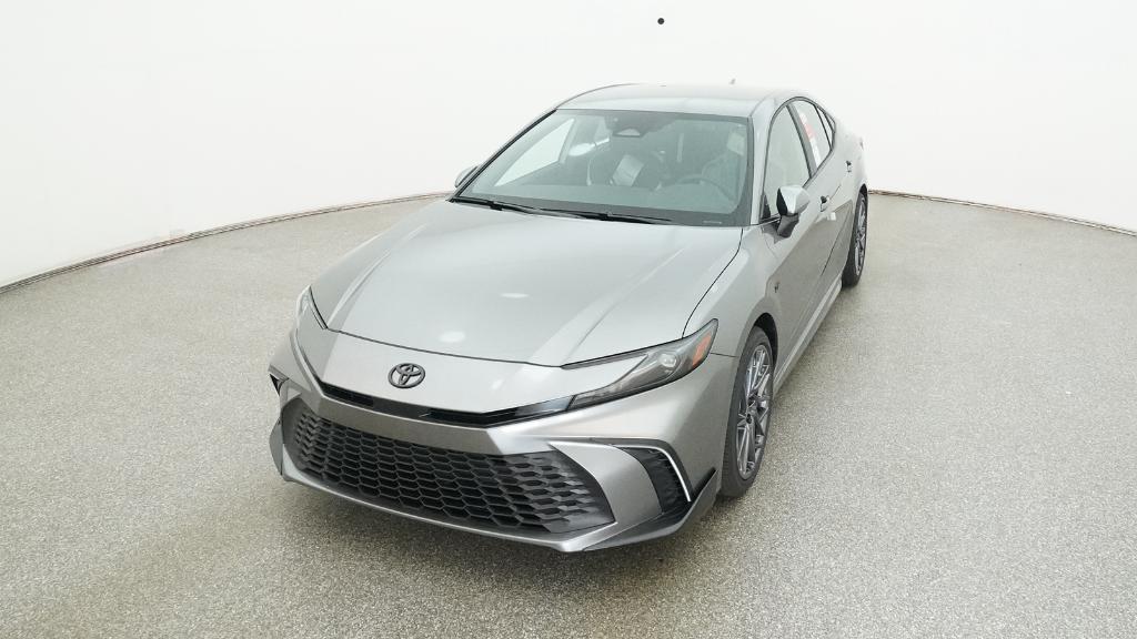 2025 Toyota Camry SE photo 5