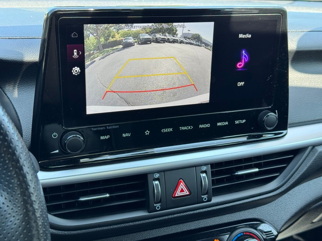 2023 Kia Forte GT-Line photo 32