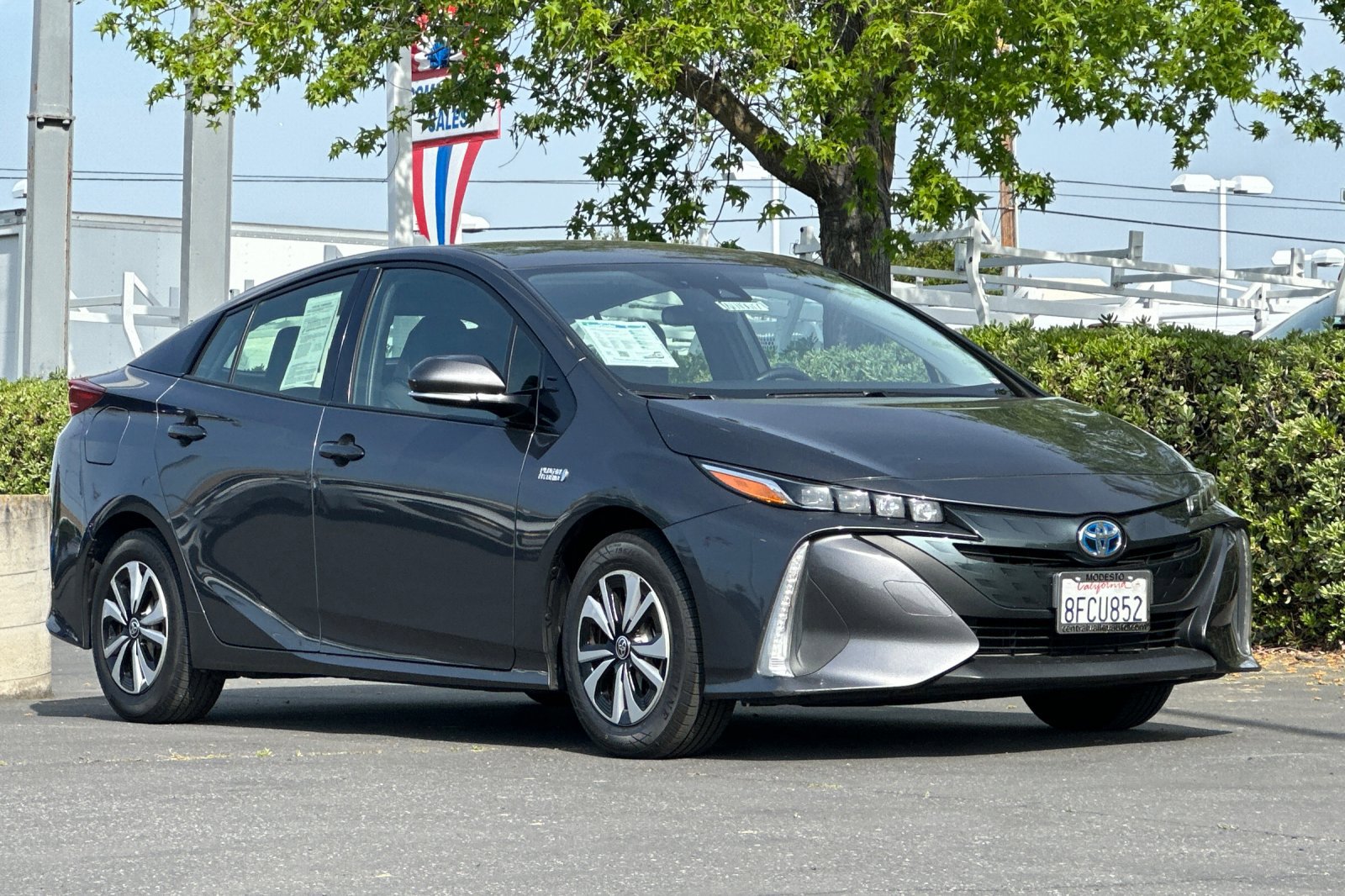 2018 Toyota Prius Prime photo 2