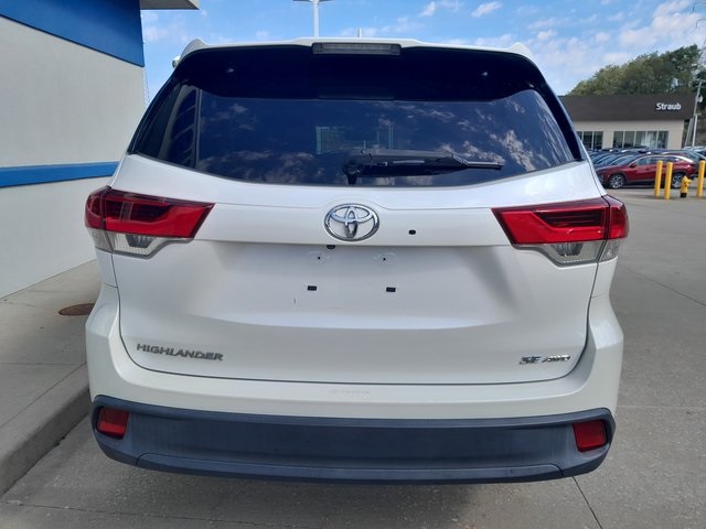 2018 Toyota Highlander SE XLE photo 3