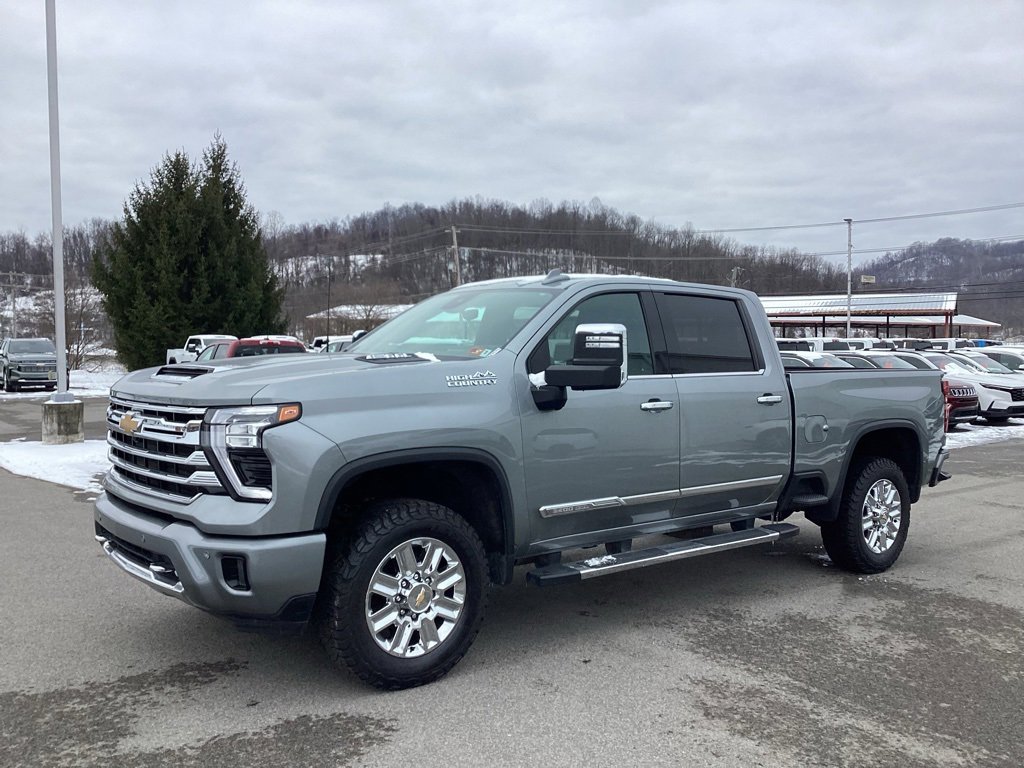 2024 Chevrolet Silverado 3500HD High Country's photo