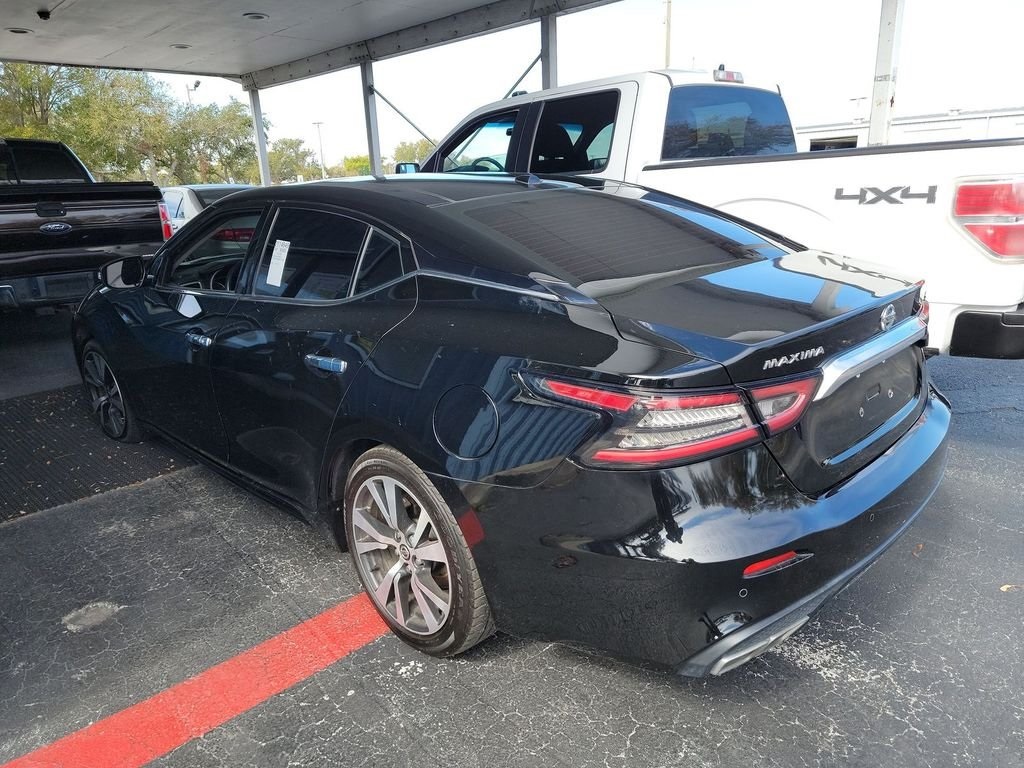 2019 Nissan Maxima SL photo 9