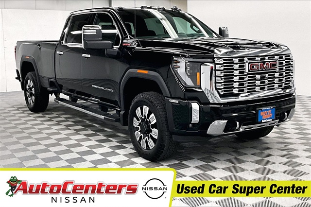2025 GMC Sierra 2500HD Denali's photo
