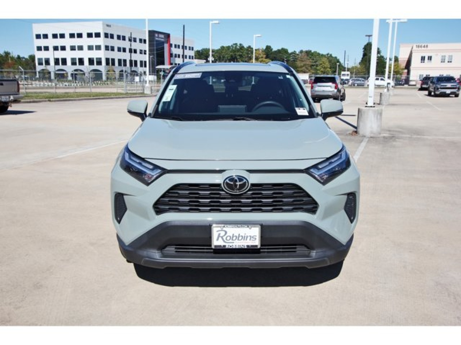 2022 Toyota RAV4 XLE Green at TX Auto Group