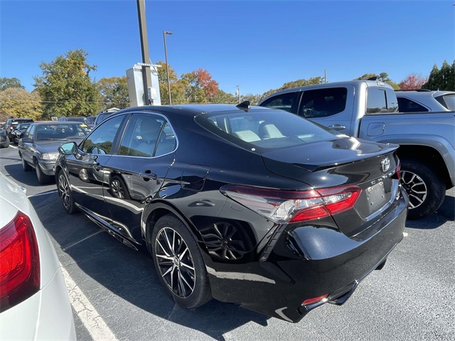 2024 Toyota Camry SE photo 4