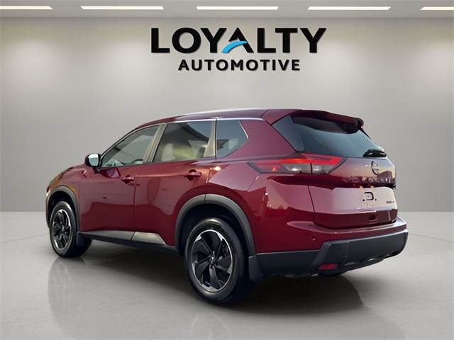 2024 Nissan Rogue SV photo 2
