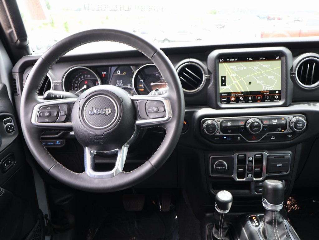 2023 Jeep Wrangler Sahara 4xe photo 16