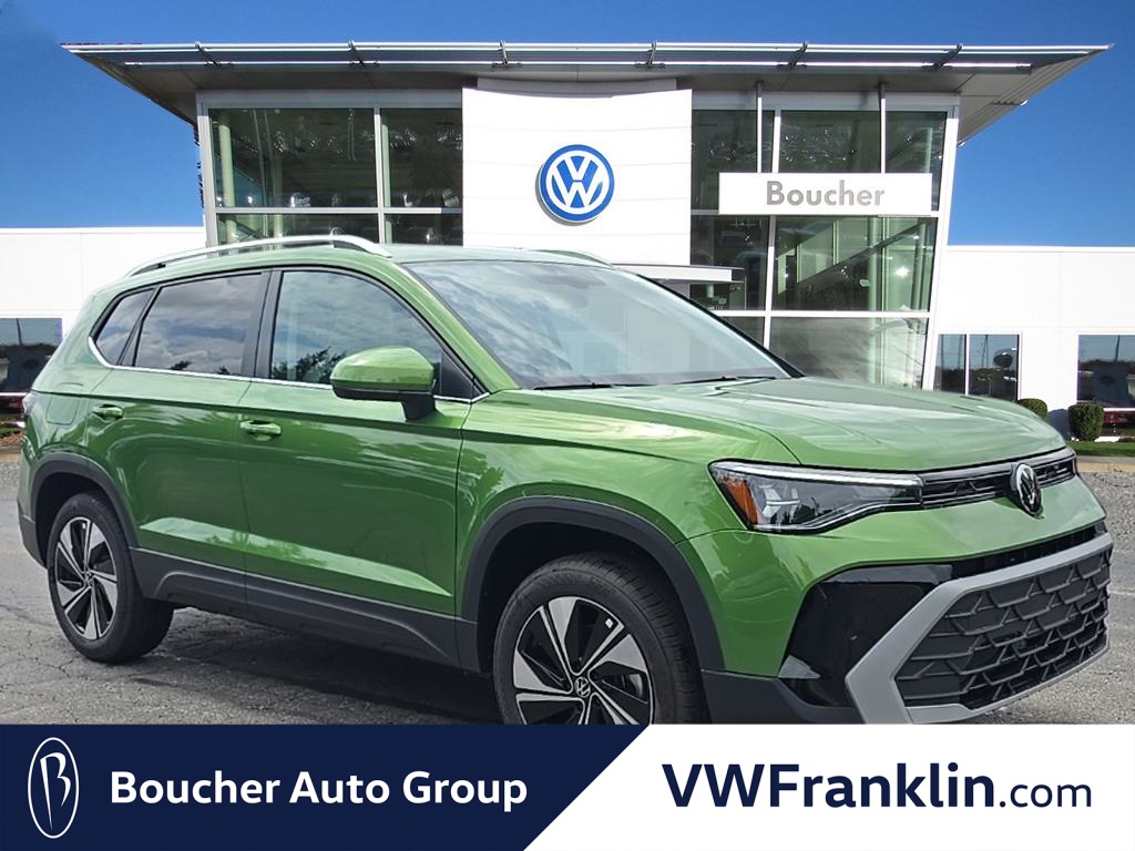 2025 Volkswagen Taos SE's photo