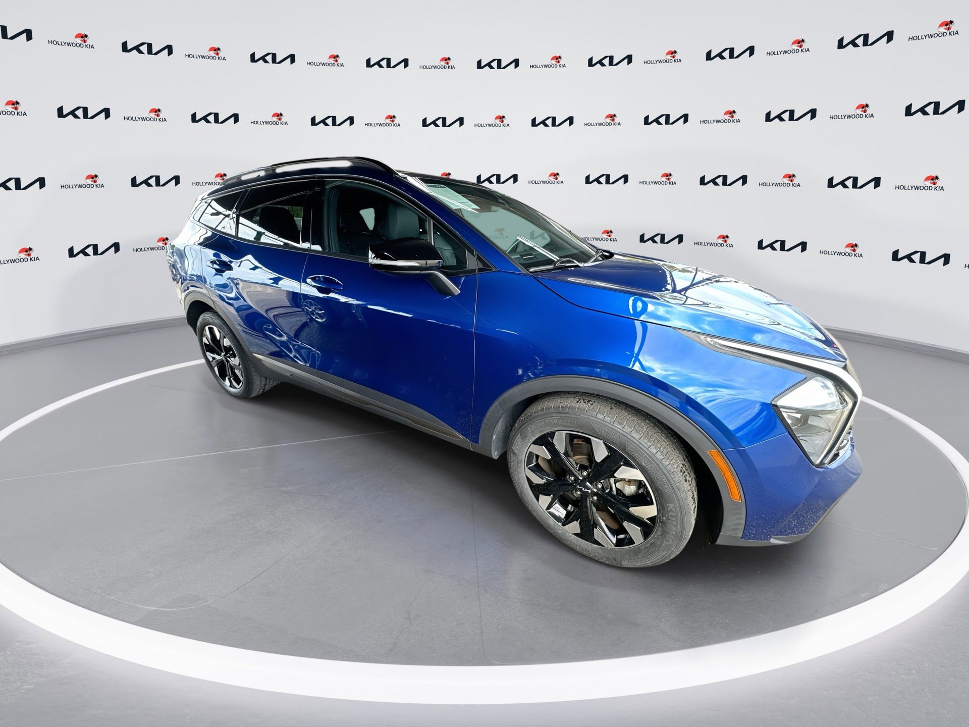 2023 Kia Sportage X-Line photo 2