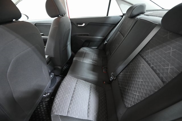 2022 Kia Rio S photo 7