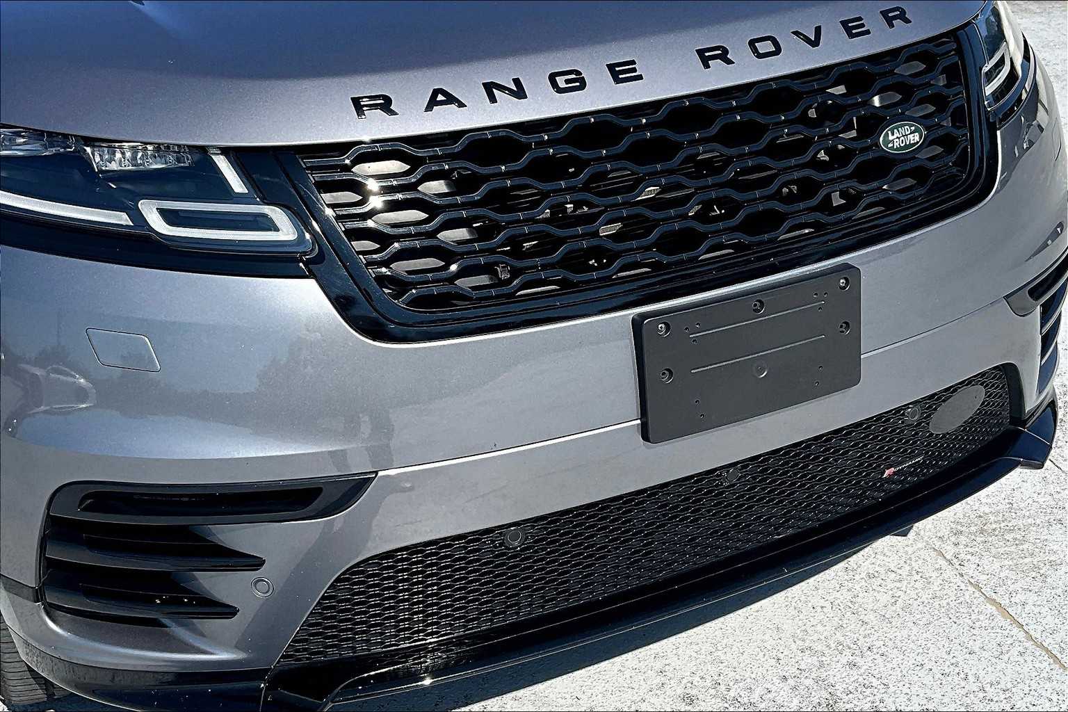 2022 Land Rover Range Rover Velar R-Dynamic S photo 28