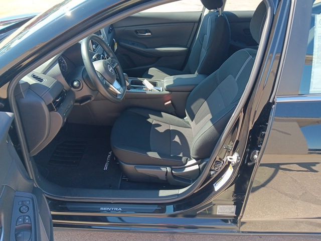 2025 Nissan Sentra SV photo 15