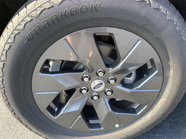 2025 Ford F-150 STX photo 2