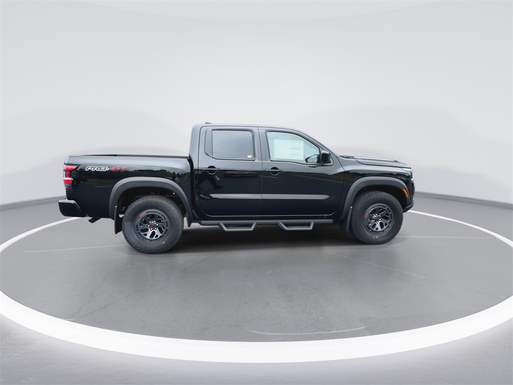 2025 Nissan Frontier PRO-4X photo 9