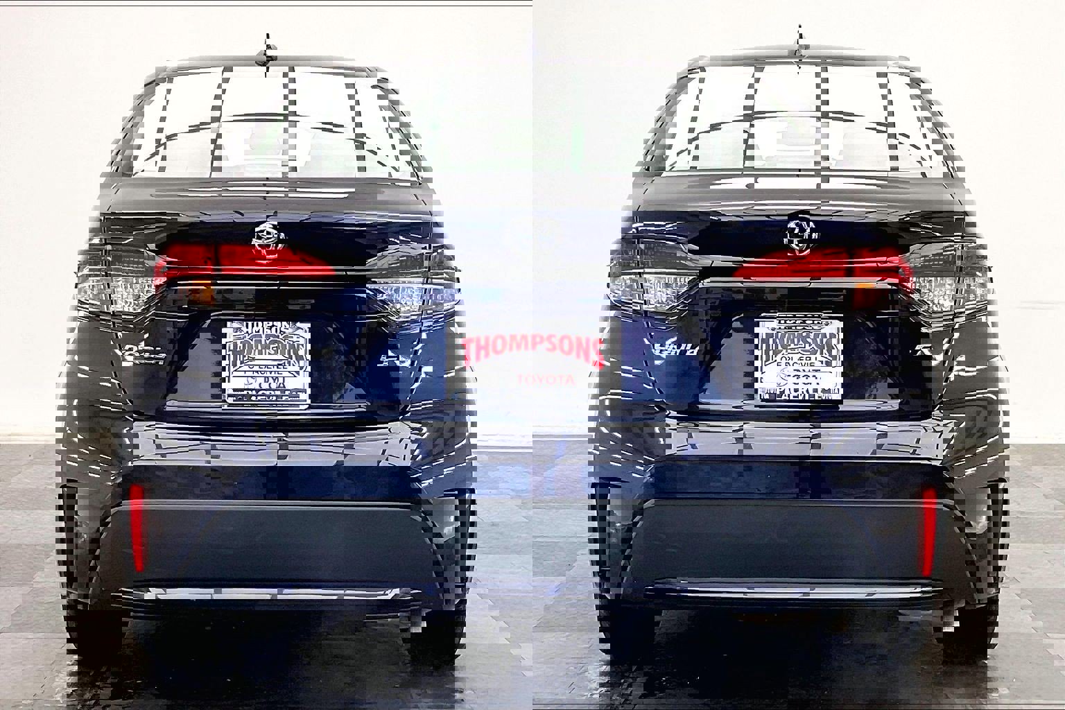 2022 Toyota Corolla LE photo 3