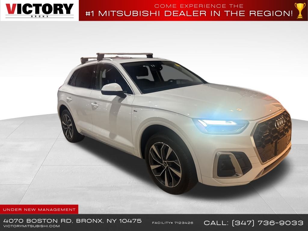 2022 Audi Q5 45 S line Premium photo 3