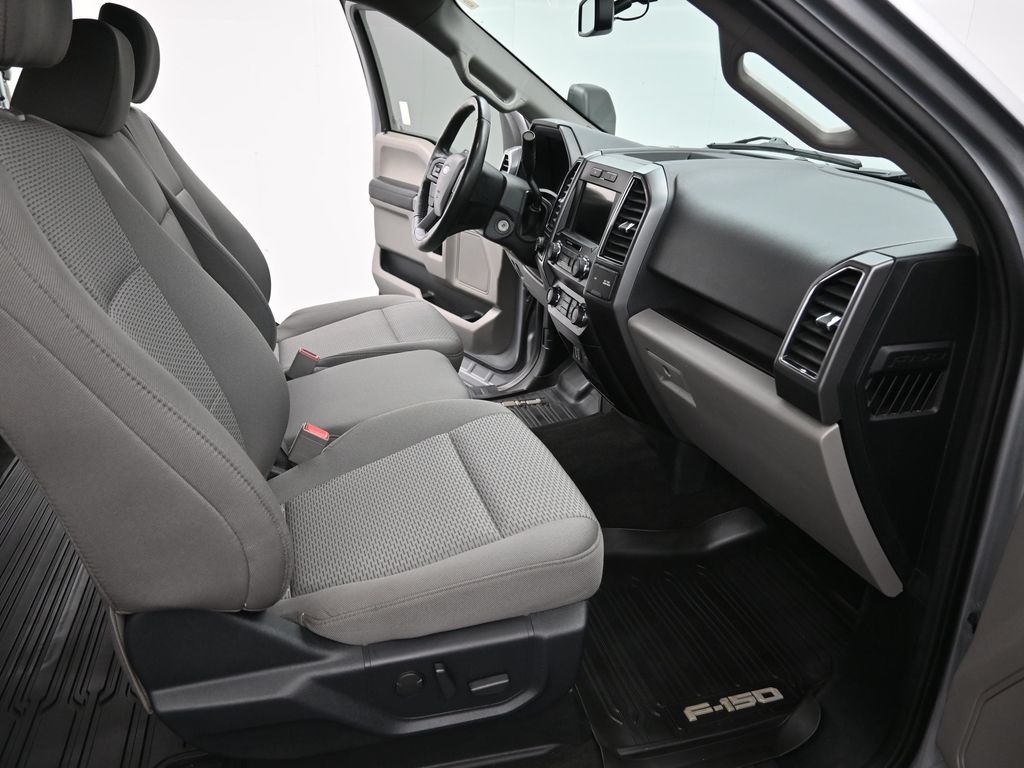 2020 Ford F-150 XLT photo 27