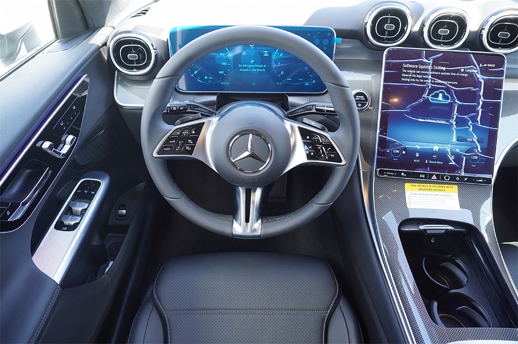 2026 Mercedes Benz GLC 300 photo 15