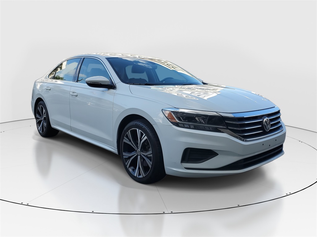 2022 Volkswagen Passat 2.0T SE photo 2