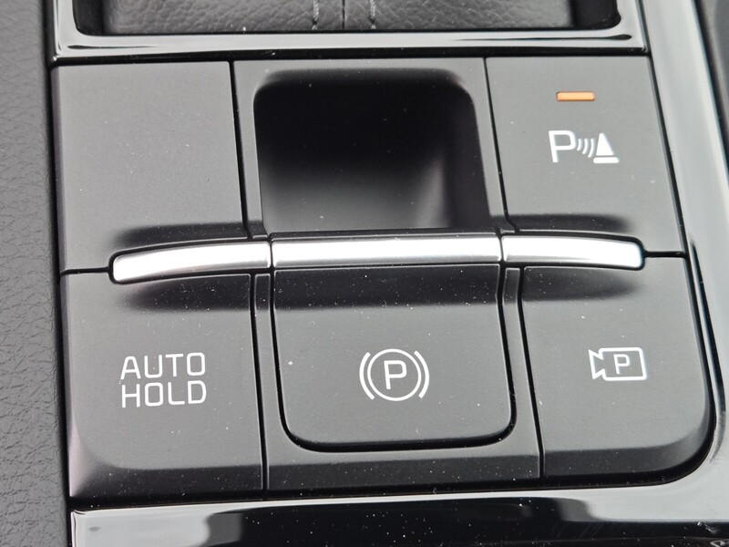 2025 Kia K5 GT-Line photo 13