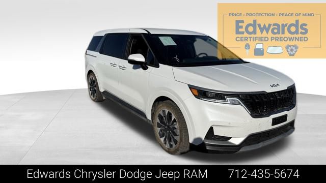 2024 Kia Carnival EX