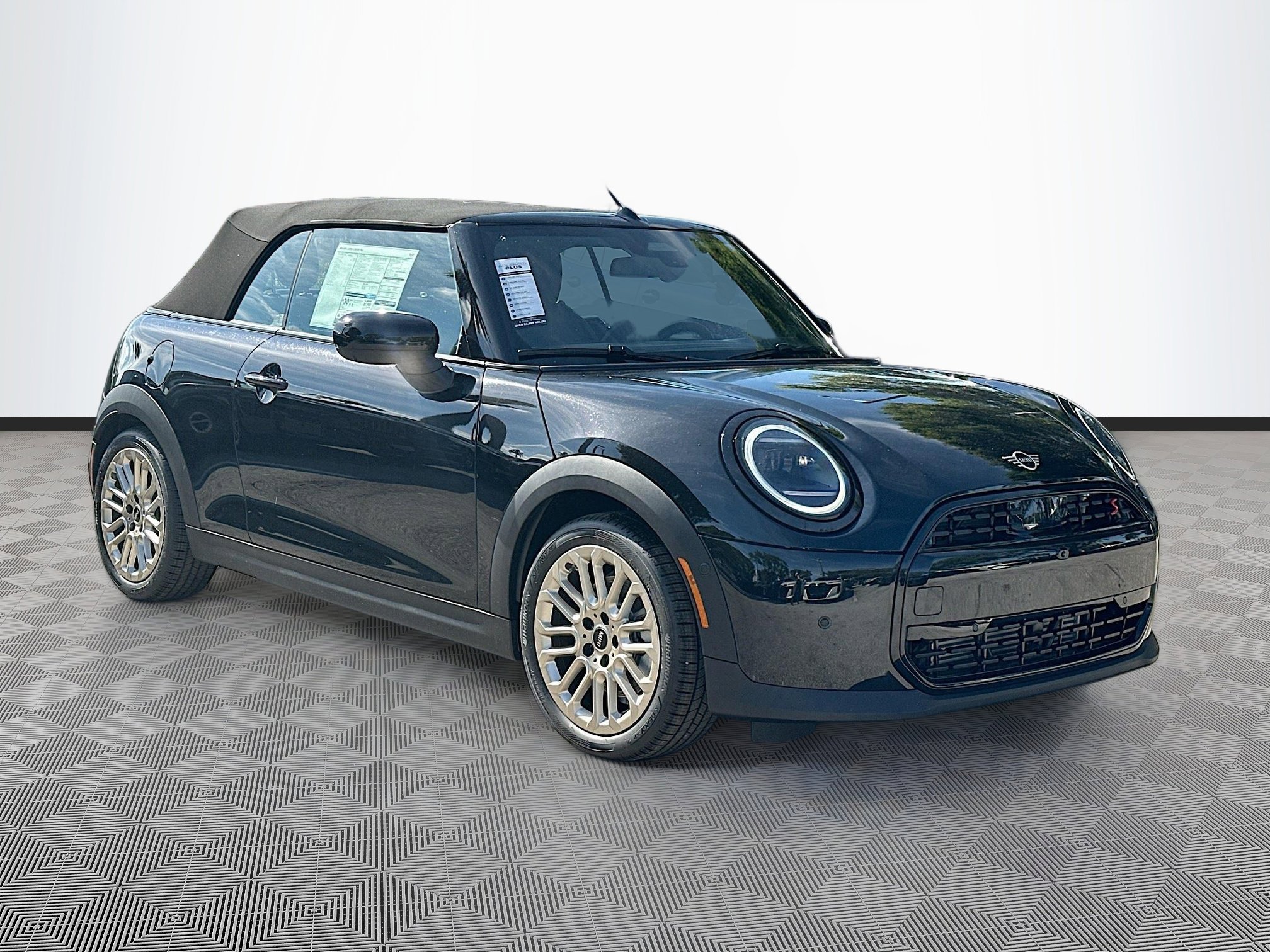 2026 MINI Convertible S's photo