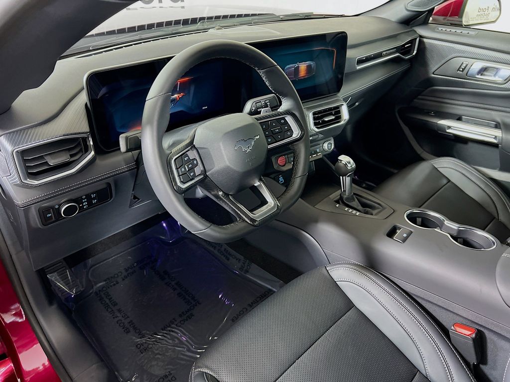 2025 Ford Mustang GT Premium photo 3