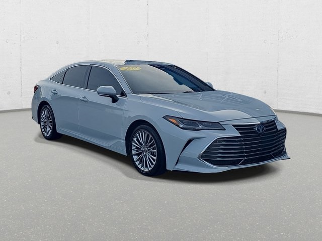 2022 Toyota Avalon Hybrid Limited photo 3