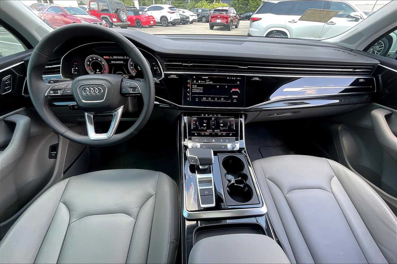 2021 Audi Q7 Premium Plus photo 11