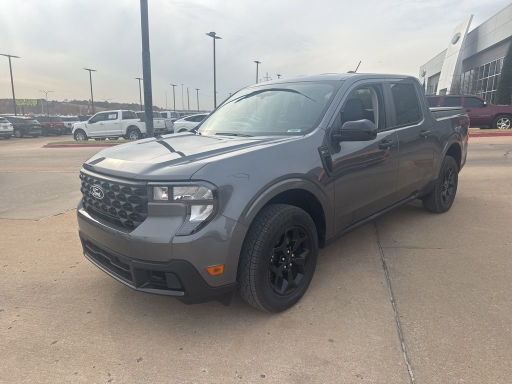 2025 Ford Maverick XLT's photo