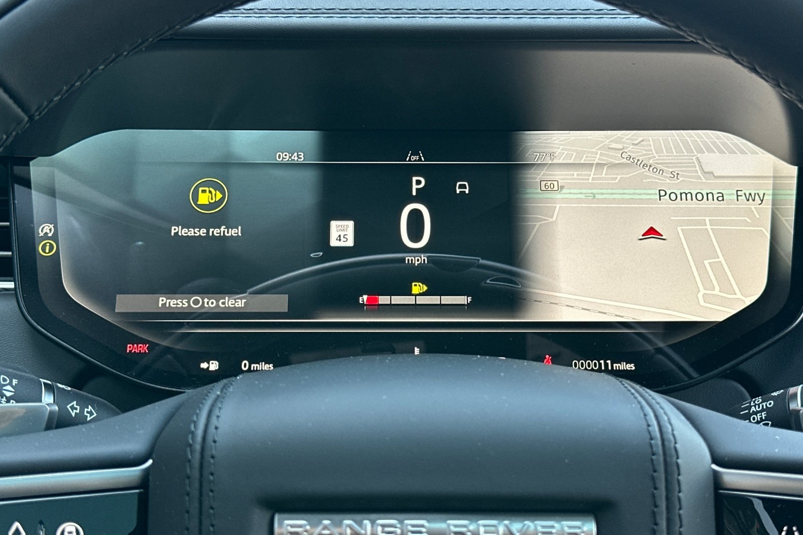 2025 Land Rover Range Rover SE photo 29