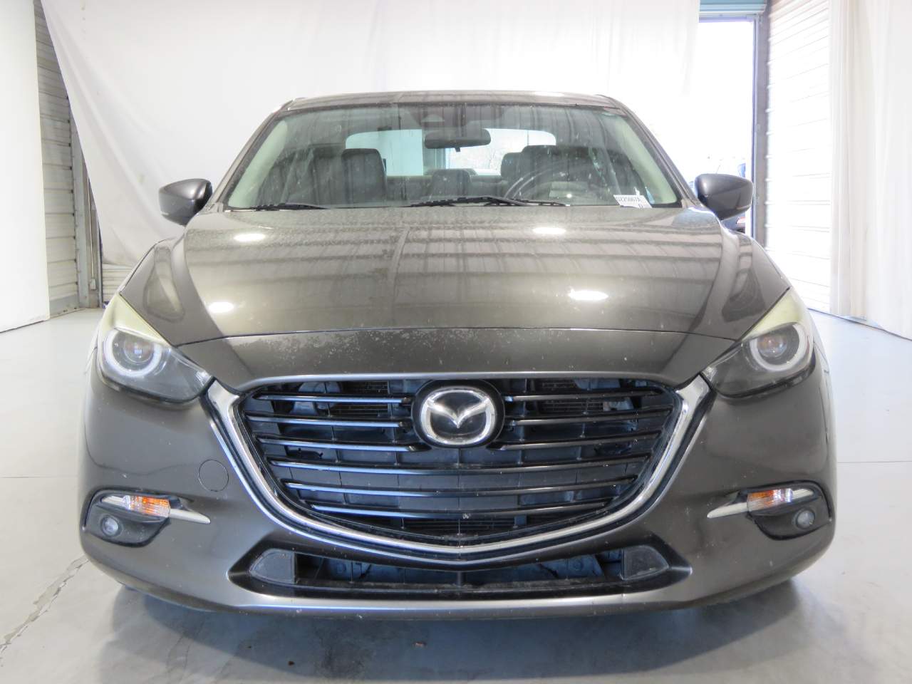 2018 Mazda Mazda3 Grand Touring photo 2