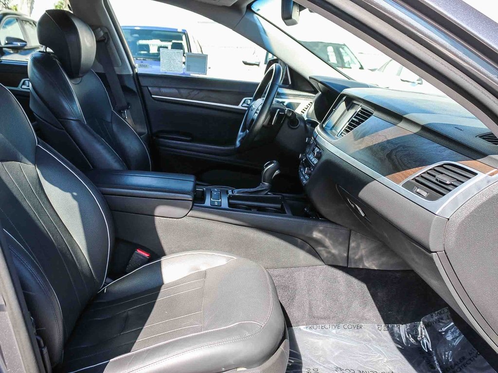 2015 Hyundai Genesis 5.0 photo 17