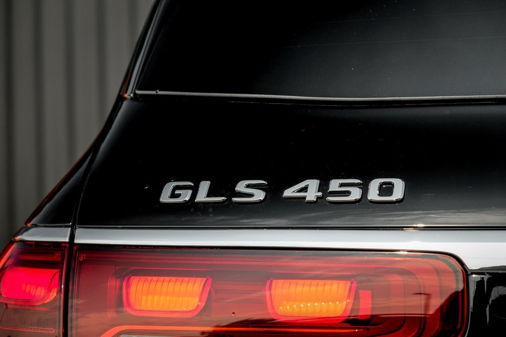 2025 Mercedes Benz GLS 450 4MATIC photo 7