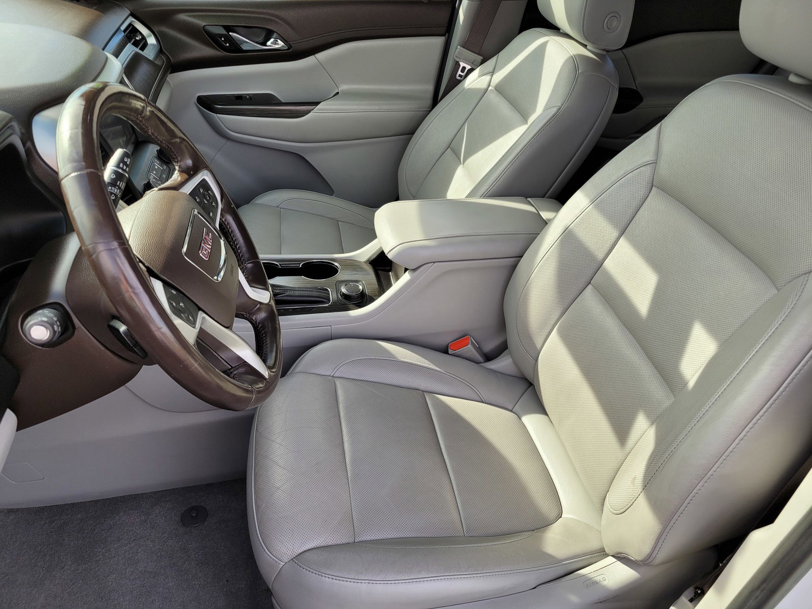 2019 Gmc Acadia SLT photo 14