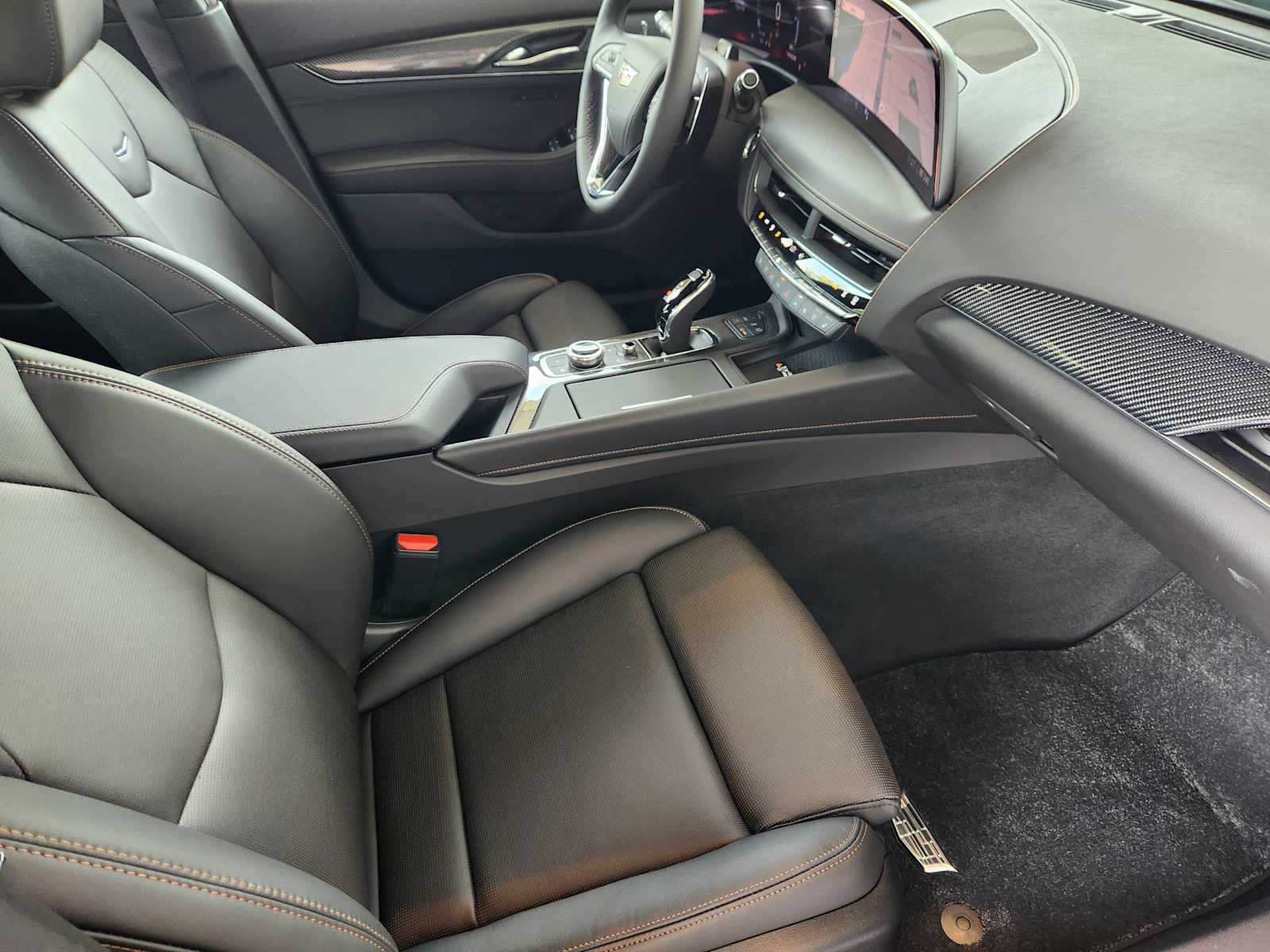 2026 Cadillac CT4 V photo 9