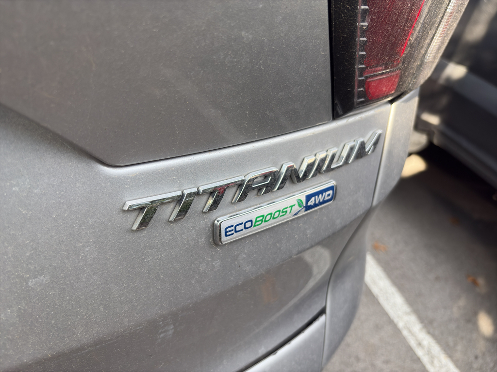 2018 Ford Escape Titanium photo 4