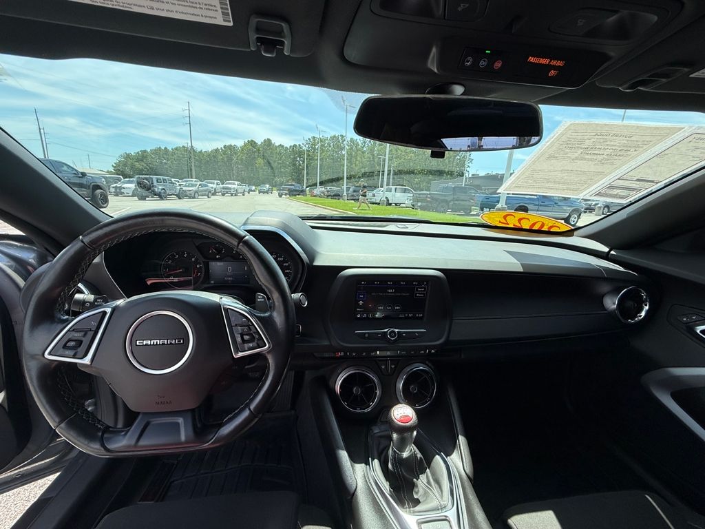 2022 Chevrolet Camaro LT1 photo 12