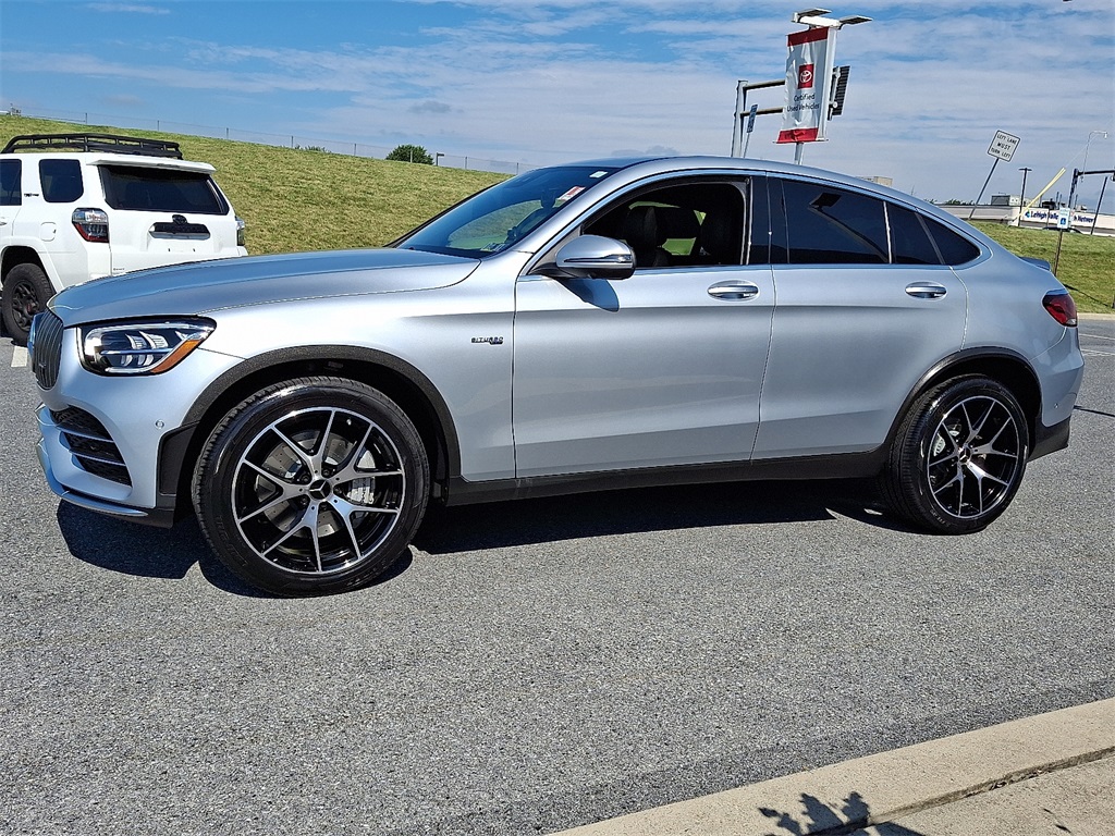 2023 Mercedes Benz GLC 43 AMG 4MATIC photo 5