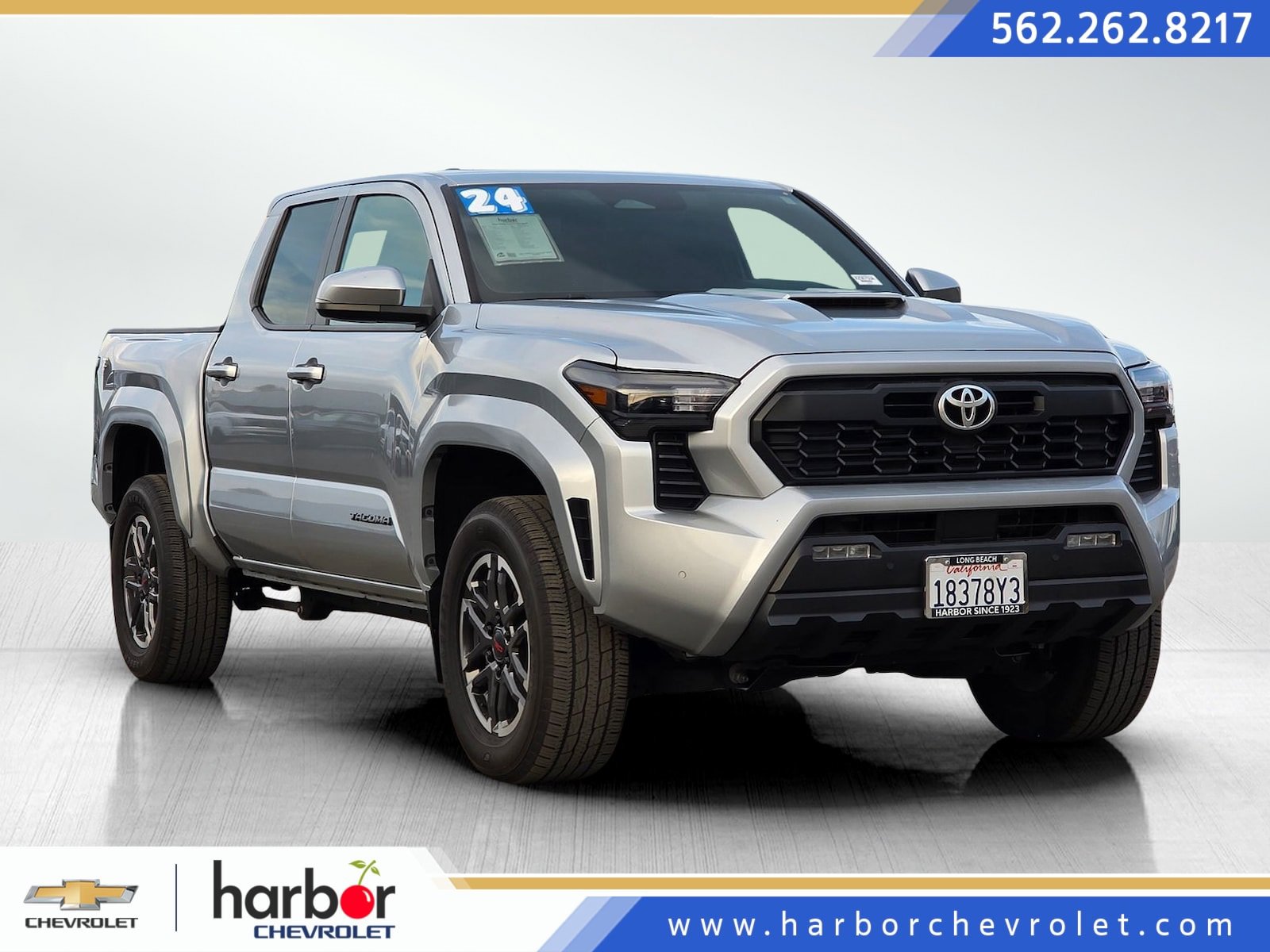 2024 Toyota Tacoma TRD Sport's photo
